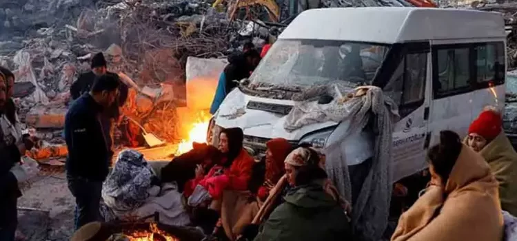 Suman más de 15 mil muertos por terremoto en Turquía y Siria