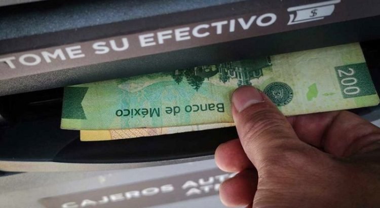 Proponen que el aguinaldo aumente de 15 a 30 días