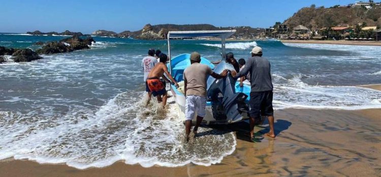 Buscan por segundo día a joven de Australia desaparecido en playas de Oaxaca