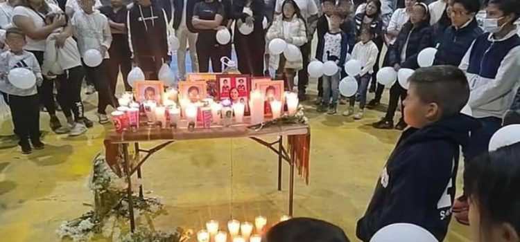 Tragedia en Oaxaca, despiden a cuatro jugadores de basquetbol infantil que fallecieron en accidente