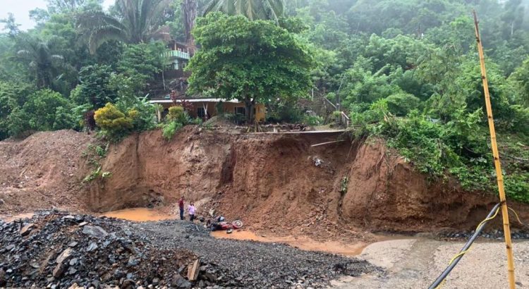 Lluvias intensas dejan cortes de luz y afectaciones en viviendas en 5 regiones de Oaxaca