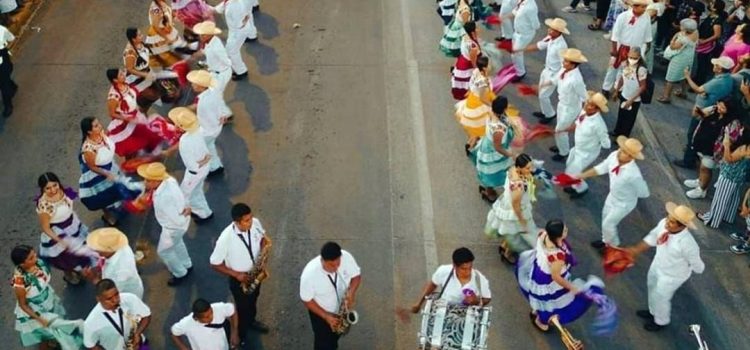 Salomón Jara solicita sanción a restaurante tras intoxicación a danzantes en Guelaguetza