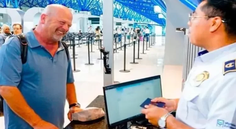 No se Rick, tu pasaporte parece falso No se Rick, tu pasaporte parece falso