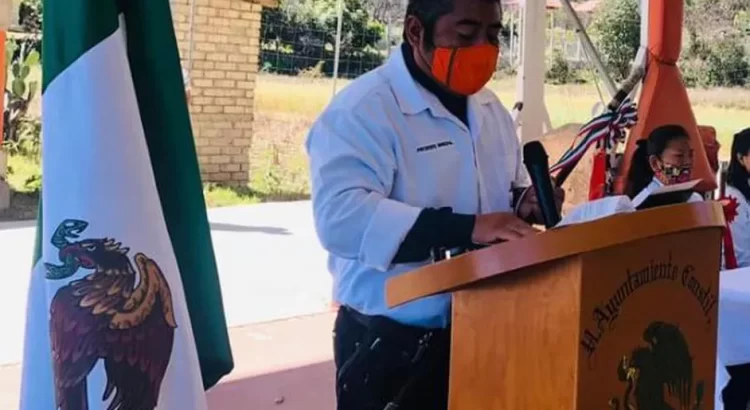 Retienen a ex presidente municipal en Oaxaca por incumplir con normas comunitaria