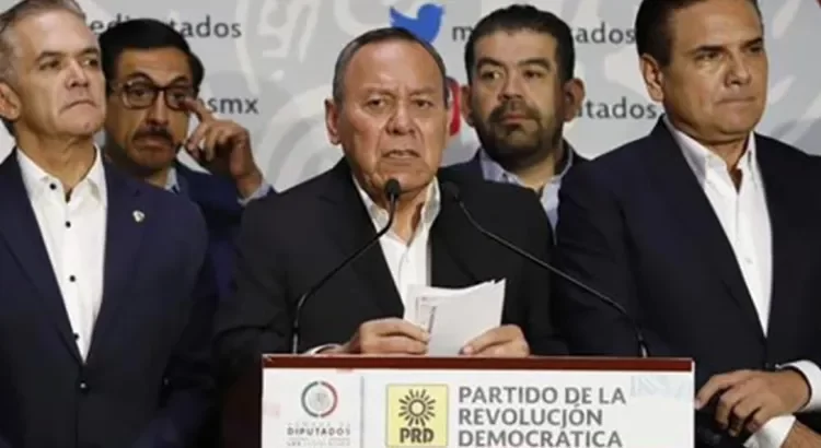 Se reincorpora el PRD al Frente Amplio por México