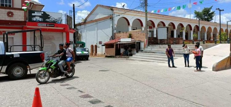 En medio de presuntas extorsiones a transportistas, disparan contra autobús de pasajeros en el Istmo