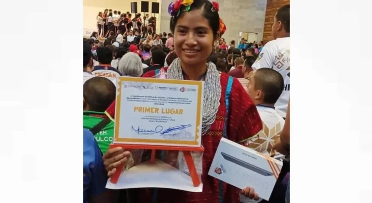 Estudiante triqui de Oaxaca gana primer lugar en Concurso Nacional de Poesía en Aguascalientes