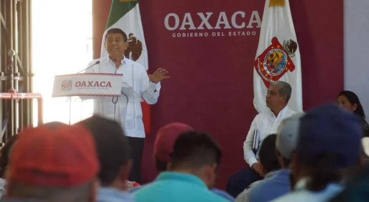 Tras críticas, Jara derogará artículo que buscaba aumentar tierras privadas en Oaxaca