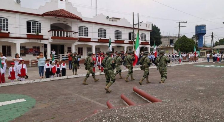 Localizan dos cuerpos calcinados en un vehículo al norte de Oaxaca