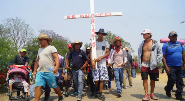 Son más de 600 los migrantes en tránsito que caminan hacia la ciudad de Oaxaca