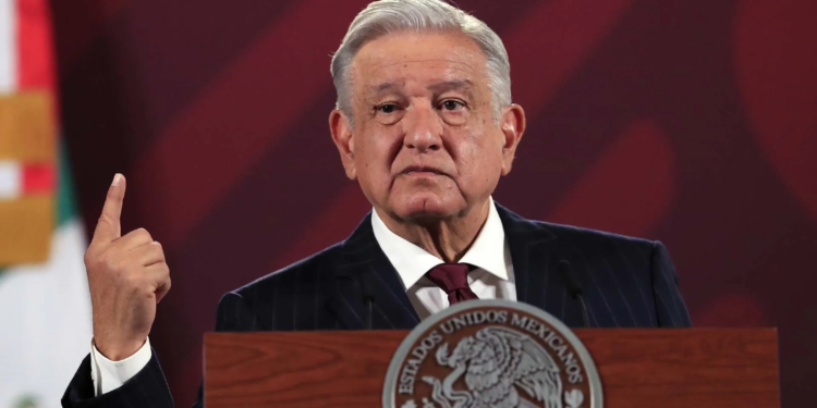 AMLO promete elecciones limpias y libres mientras Puebla enfrenta robo de boletas