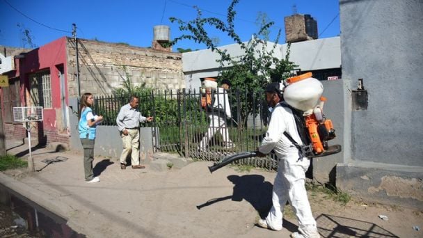 Oaxaca suma 366 casos nuevos de dengue y llega a mil 855
