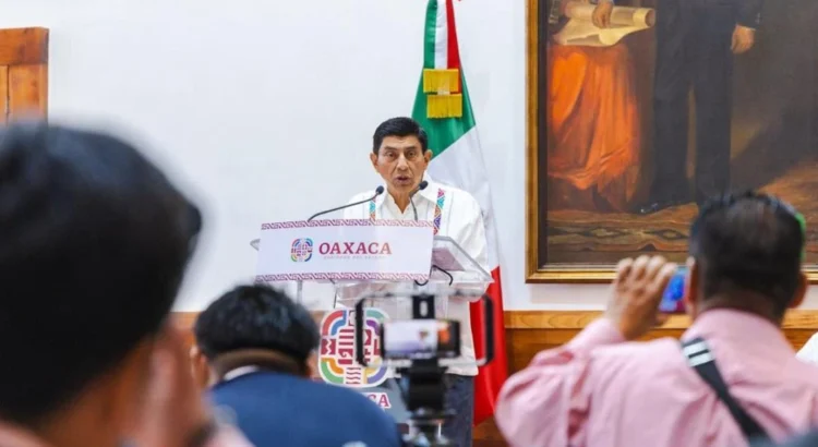 Abogadas indígenas acusan linchamiento público tras dichos del gobernador de Oaxaca