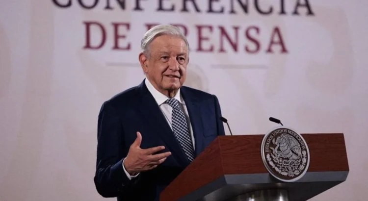 Condena AMLO violencia tras ataque a pobladores que bloquean carretera Oaxaca-Tehuantepec