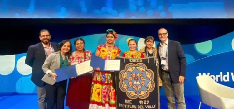 Dos alumnas de bachillerato de Teotitlán ganan Premio Juvenil del Agua por proyecto en Oaxaca