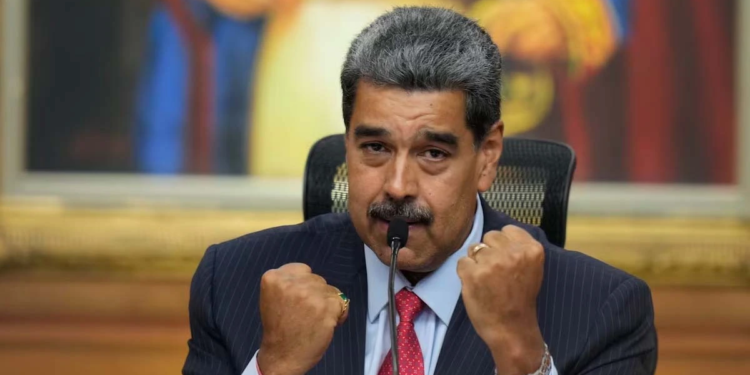 Maduro intensifica su guerra contra las redes sociales tras denuncias de fraude electoral