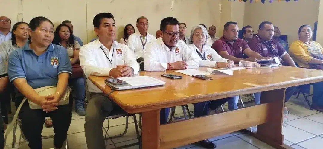 Sindicato de trabajadores de la salud acusa irregularidades en transición al IMSS-Bienestar en Oaxaca