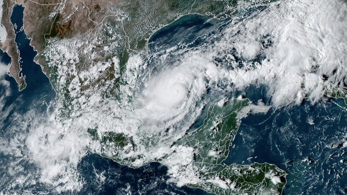 Huracán ‘Milton’ alcanza la categoría 5 y amenaza la costa de México y EE.UU.