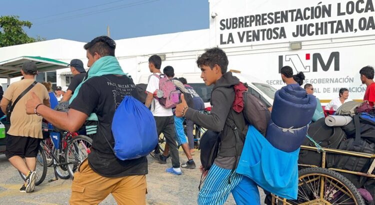 Denuncian desaparición de 10 migrantes de la caravana “Divino Niño” a su paso por Oaxaca; la mayoría mujeres