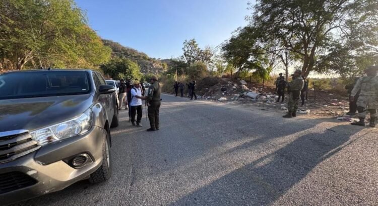 Localizan 3 vehículos de los 7 jóvenes desaparecidos que viajaban a Puerto Escondido