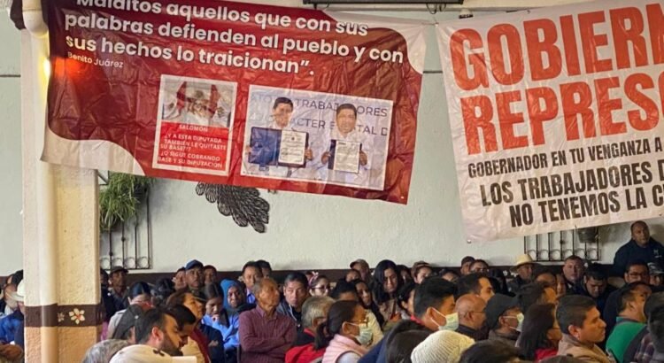 Noroña promete informar a Sheinbaum despido injusto de mil 344 trabajadores del gobierno de Oaxaca