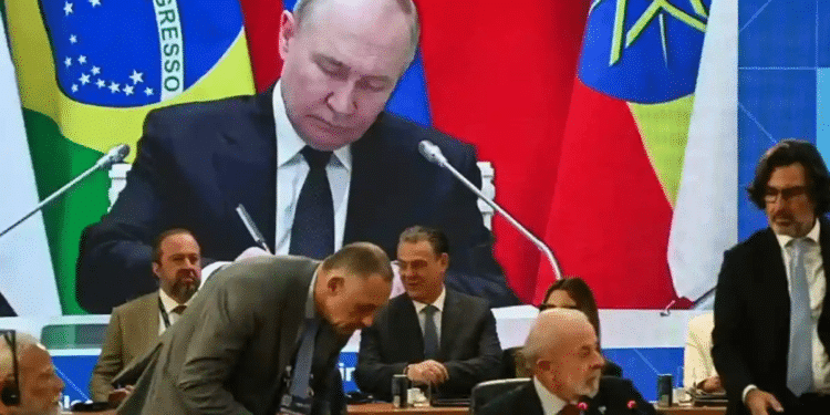 “La globalización liberal se está quedando obsoleta”: Putin