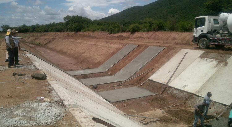 Invierten 35 mdp para mejorar la infraestructura del distrito de riego 19 del Istmo para evitar pérdidas de agua