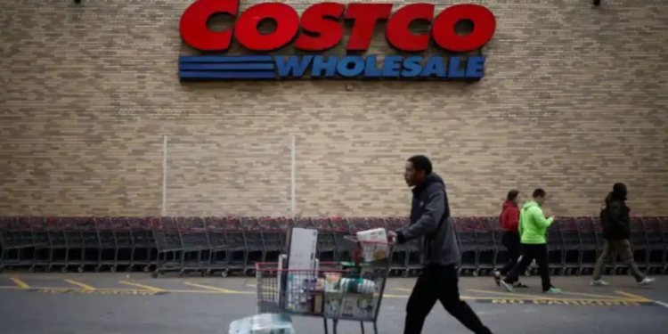 Prohibe Estados Unidos a diplomáticos iraníes comprar en el Costco