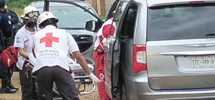 Disparan contra un hombre y un menor en la ciudad de Oaxaca; hay un herido