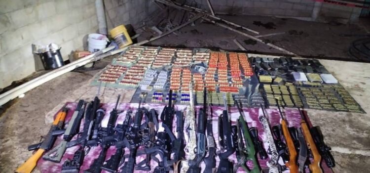 Aseguran armas, drogas y vehículos de grupos criminales en Santiago Niltepec, en el Istmo de Oaxaca