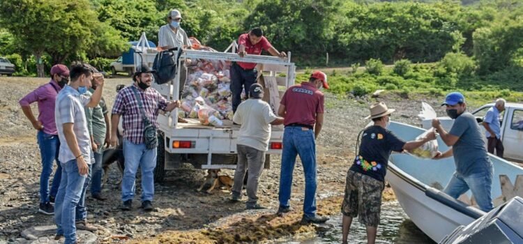 Conflictos agrarios dejan incomunicada por mar y por tierra a Santa María del Mar Conflictos agrarios dejan incomunicada por mar y por tierra a Santa María del Mar