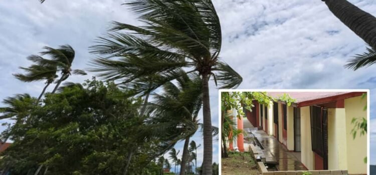 Suspenden clases en tres regiones de Oaxaca por temporal de lluvias torrenciales